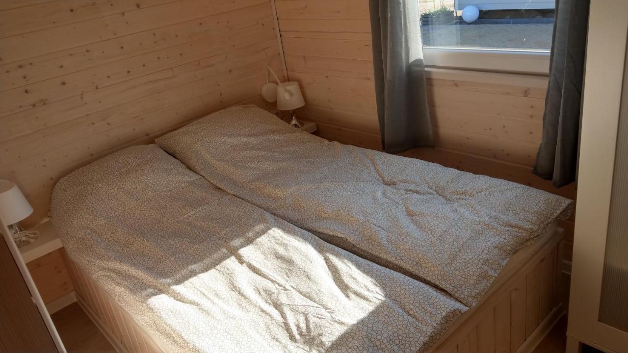 Kamien Baltyku Domki Debina  Екстериор снимка